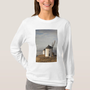 Consuegra, antike Windmühlen von La Mancha T-Shirt