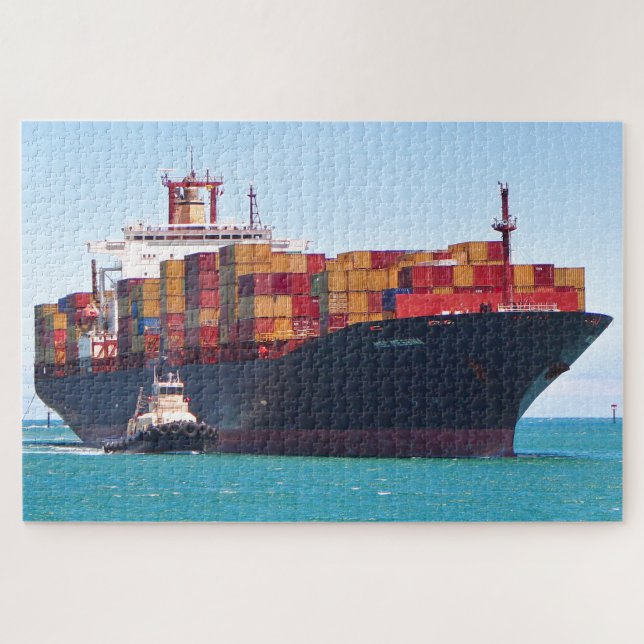 Containerschiff und Schlepper von Messina (Horizontal)