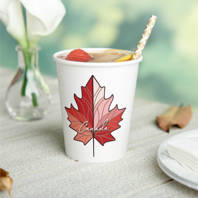 Contemporary Canadian Maple Leaf ID1071 Pappbecher (In Situ)