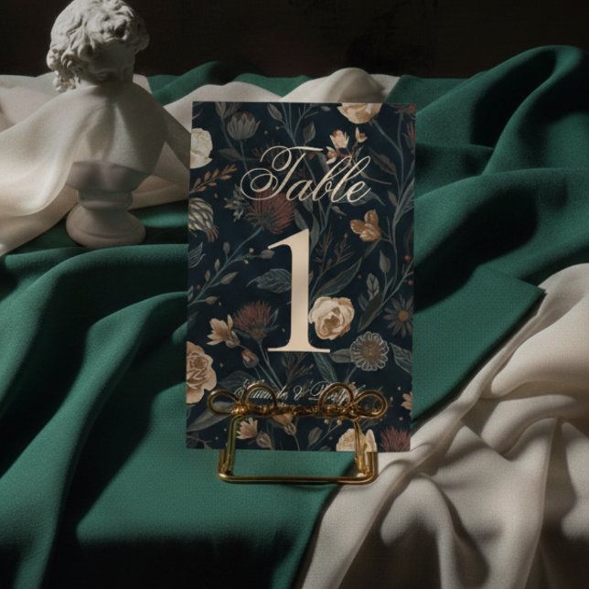 Contemporary Modern Black Floral Wedding Tischnummer (Guide guests to their seats with sophistication using these Contemporary Modern Table Number!)