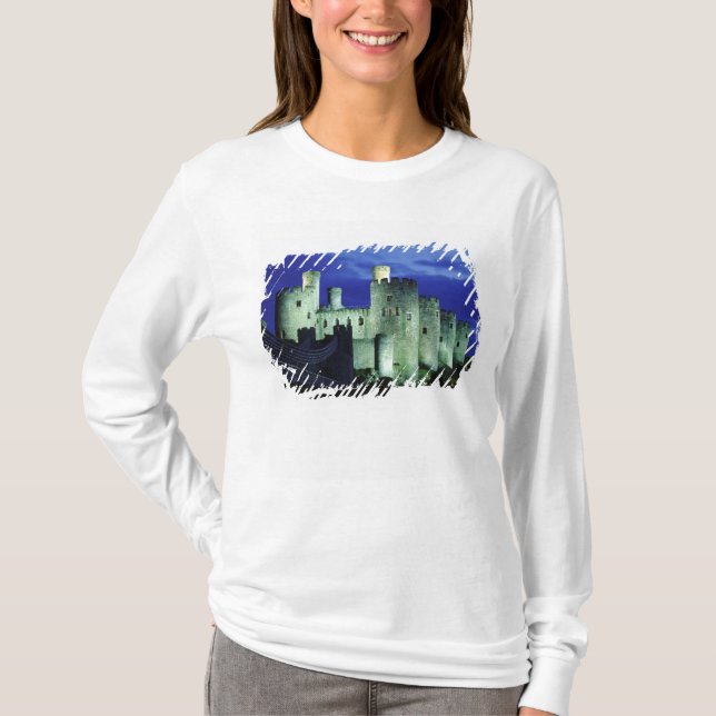 Conwy Castle, Gwynedd, Wales T-Shirt (Vorderseite)