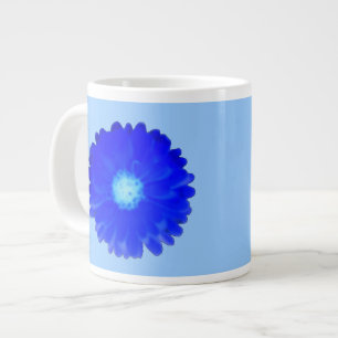Cool Blue Marigold Tasse