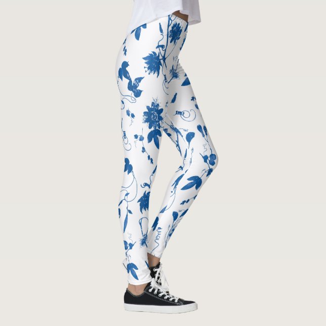 Cool Modernes Hotel Rodelbahn mit Aussicht Leggings (Rechts)