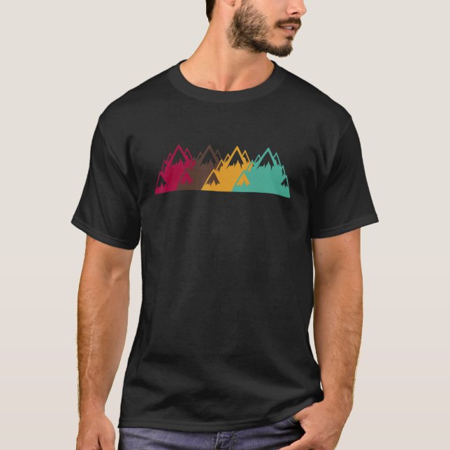 Cool Panorama Mountains Wild Retro Style For Hikin T-Shirt (Vorderseite)