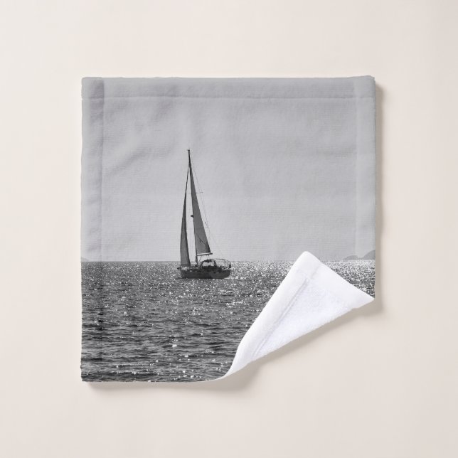 Cool photo moderne bateau à voile en été (Gant de toilette)