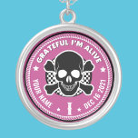 Coole benutzerdefinierte NA-Erholung Skull-Medalli Versilberte Kette<br><div class="desc">Unsere Erholung Medallion Schlüsselanhänger sind ein perfekter Weg, um einen Sobriety Geburtstag oder Erholung Jahrestag zu erkennen, weil sie etwas bieten, das Massen produzierte Medaillons Schlüsselanhänger einfach nicht... die Möglichkeit zu personalisieren! Lassen Sie sie sich durch personalisierte Gaben einzigartig und geschätzt fühlen. Geben Sie einen Namen, Erholung und Dauer der...</div>