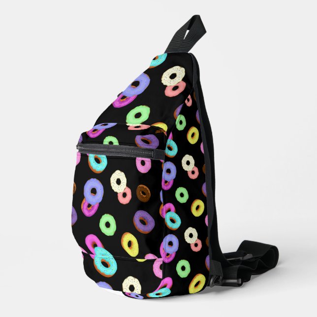 Coole, bunte Donuts schwarz Crossbody Bag (Rechte Ecke)