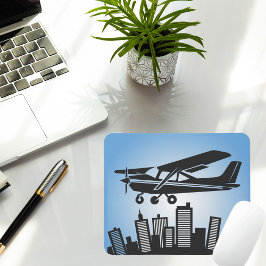 Coole Cessna, die blau über die Stadt fliegen, Luf Mousepad