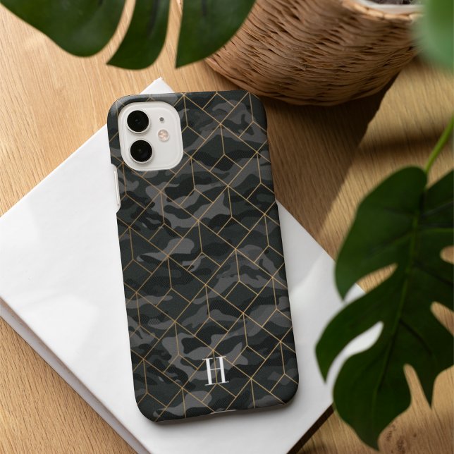 Coole dunkle Olive-Camouflage und geometrische Gol iPhone 16 Hülle (Von Creator hochgeladen)