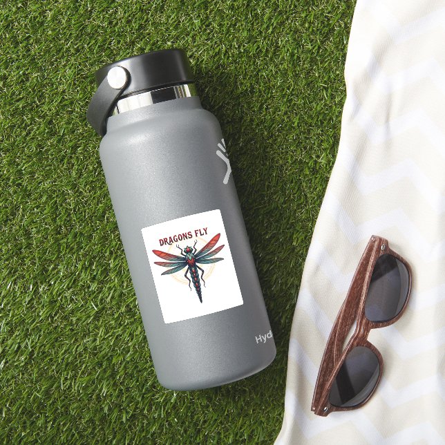 Coole gedrehte Steampunkdragonfly - Drachen fliege Aufkleber (HydroFlask Insitu)
