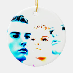 Coole Gesichter (drei Freunde), minimalistisches D Keramik Ornament