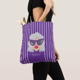 Coole grauhaarige Frau mit BrillenIndividuelle Nam Tasche