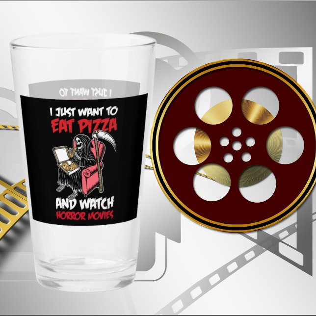 coole Horror-Filme Pizza Wortart Glas (Von Creator hochgeladen)