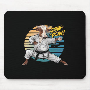 Coole Kampfkünste Kuh die Karate Kuh in Mousepad