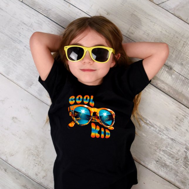 Coole Kindersonnenbrille T-Shirt (Von Creator hochgeladen)