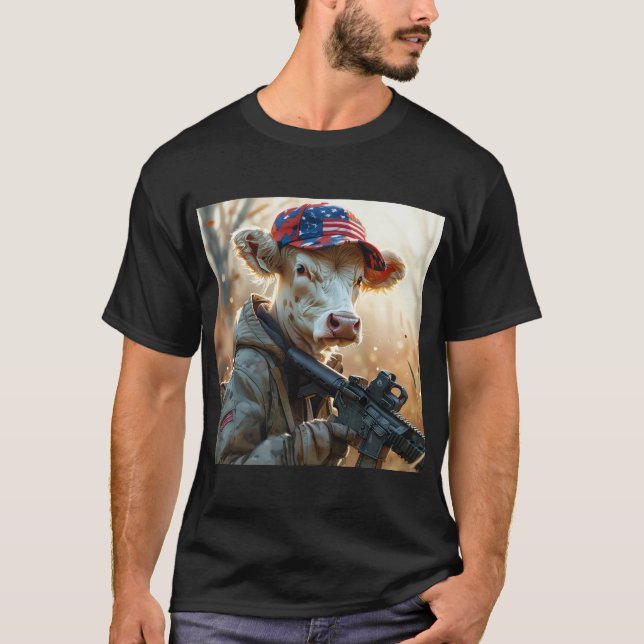 Coole MAGA Kuh mit Gun und Camouflage Niedlich AME T-Shirt (Vorderseite)