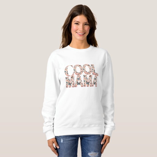 Coole Mama Typografie Floating Butterfells Sweatshirt (Vorne ganz)