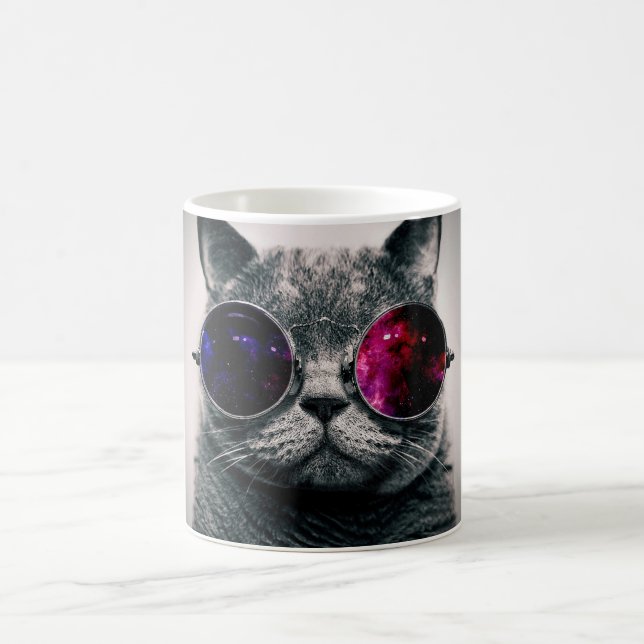Coole Raum-Katze mit Teleskop-Glas-Milchstraße Kaffeetasse (Mittel)