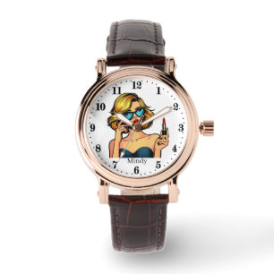 Coole Retrofrau gibt Namen Armbanduhr