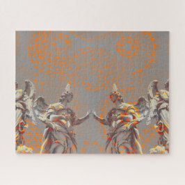 Coole Skulpturenskulptur und orangefarbene Kreise