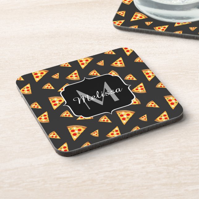 Coole und lustige Pizzaslicmuster Monogram Getränkeuntersetzer (Linke Seite)