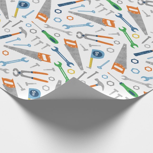 Coole und Niedliche Werkzeugmuster auf Weiß Geschenkpapier (Ecke)
