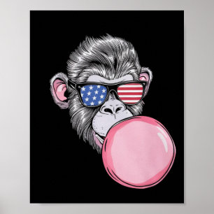 Cooler Affe mit amerikanischen Fahnen am 4. Juli Poster