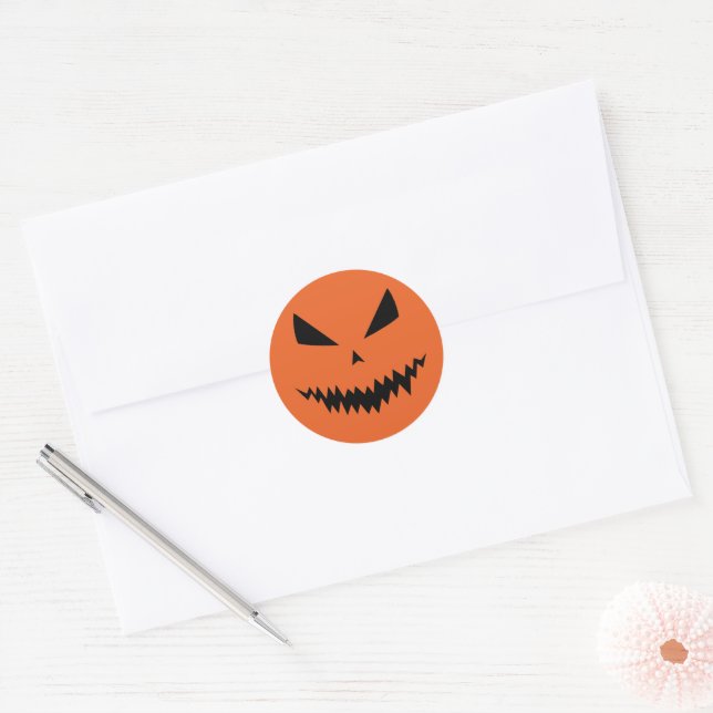 Cooler beängstigender Jack O'Lantern Halloween Runder Aufkleber (Umschlag)