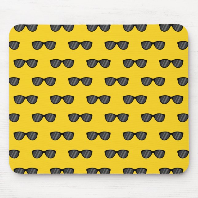 Cooler Cartoon Sonnenbrille Mousepad (Vorne)