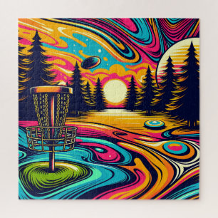 Cooler Disc-Golf-Parcours bei Sonnenuntergang