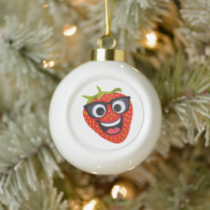 Cooler Erdbeer-Charakter – Lustige Kawaii-Fruchtku Keramik Kugel-Ornament