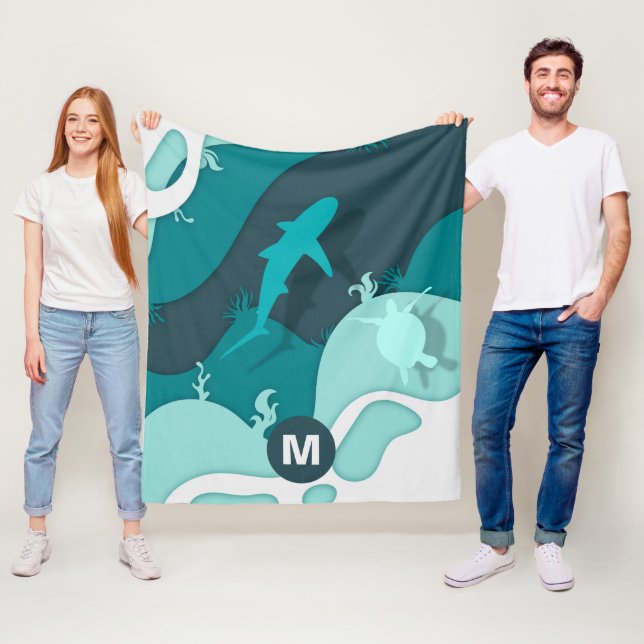Cooler Hai Abstrakt Art Monogram Fleecedecke (Beispiel)