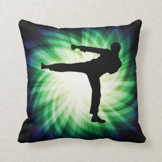 Cooler Karate-Tritt Kissen