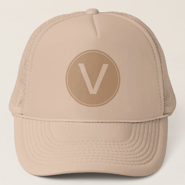 cooler Khaki und Khaki Monogramm Anfangshut. Truckerkappe (Vorderseite)
