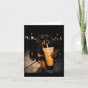 Cooler Rottweiler trinkt eisgekühlten Kaffee lusti Karte