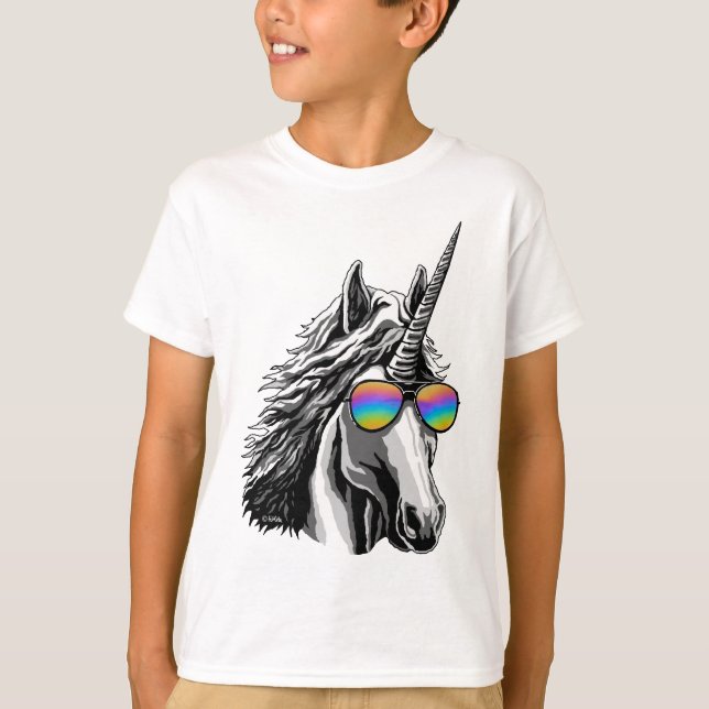 Cooler Unicorn mit Regenbogensonnenbrillen T-Shirt (Vorderseite)