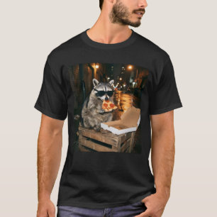 Cooler Waschbär isst Pizza Nacht Stadt Illustratio T-Shirt