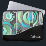 Cooles Abstraktes geometrisches Muster mit Monogra Laptopschutzhülle<br><div class="desc">Schützen Sie Ihren Laptop oder Ihr Tablett stilvoll mit einem coolen,  abstrakten geometrischen Design,  das einen Pop-Kunstcharakter hat. Ein passendes,  gekrümmtes Band verankert das Design und enthält ein personalisiertes Monogramm,  das Sie mit Ihrem Namen oder anderen Texten bearbeiten können.</div>