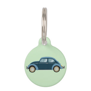 cooles blaues Retroauto mit Manschetten Haustiermarke