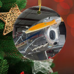 Cooles Foto des Flugzeugs, frohe Weihnachten, pers Keramik Ornament<br><div class="desc">Cooles Flugzeug Foto,  Frohe Weihnachten,  Personalisierte Keramik Ornament Urheberrecht in Stil Designs LLC.</div>