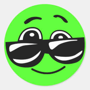 Cooles grünes Emoji mit Sonnenbrillen Runder Aufkleber