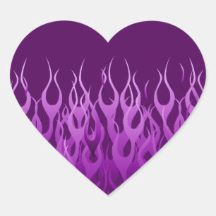 Cooles Lila Racing Flames Design Herz-Aufkleber