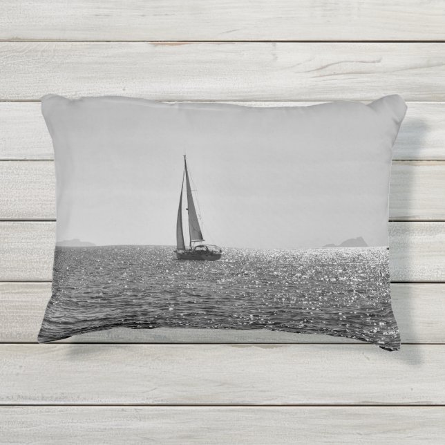 Cooles modernes Foto von Segelbooten im Sommer Kissen Für Draußen (Rückseite)