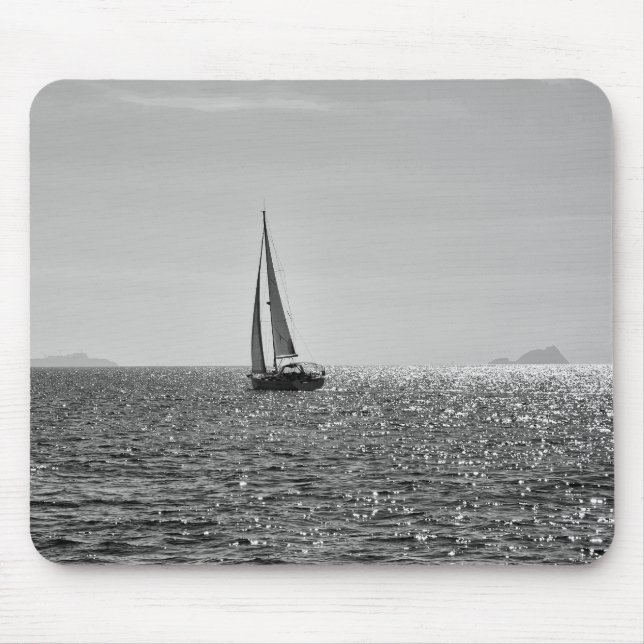 Cooles modernes Foto von Segelbooten im Sommer Mousepad (Vorne)