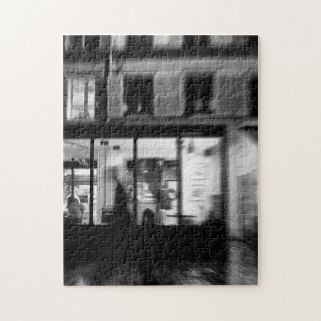 Cooles, urbanes modernes Pariser Foto (Vertikal)