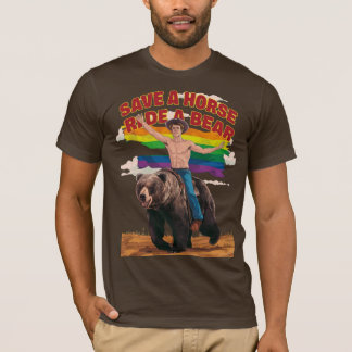 Cooles Wetter Rast ein Pferd auf dem Bären Gay Bär T-Shirt