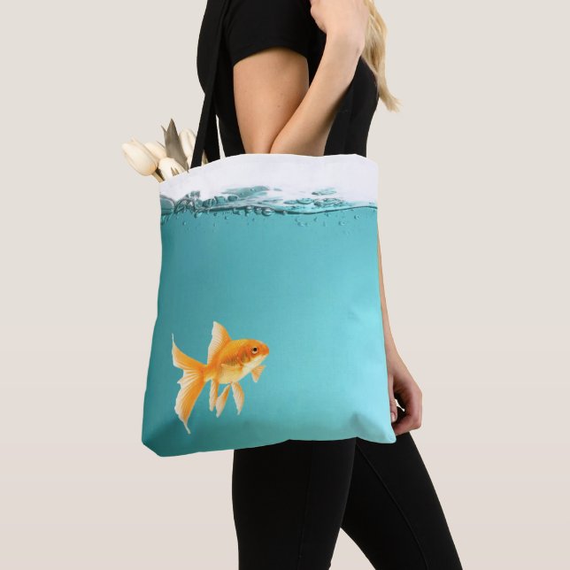 Copie de sac fourre-tout à poisson rouge partout (De près)