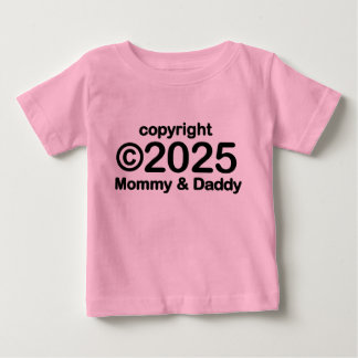 Copyright 2022 Maman et Papa Baby T-shirt