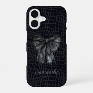 Coque iPhone 16 Chic Noir Gris Coquette Crocodile Arc Monogramme