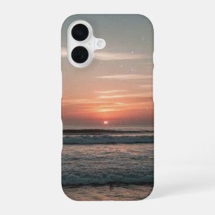 Coque iPhone 16 Horizon Océanique Vintage au Crépuscule
